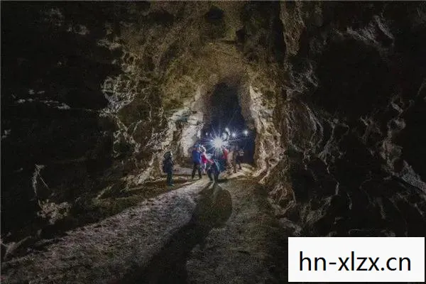 幽深山洞探险之旅500,洞穴冒险,探索未知的神秘世界 幽深山洞探险之旅500,洞穴冒险,探索未知的神秘世界