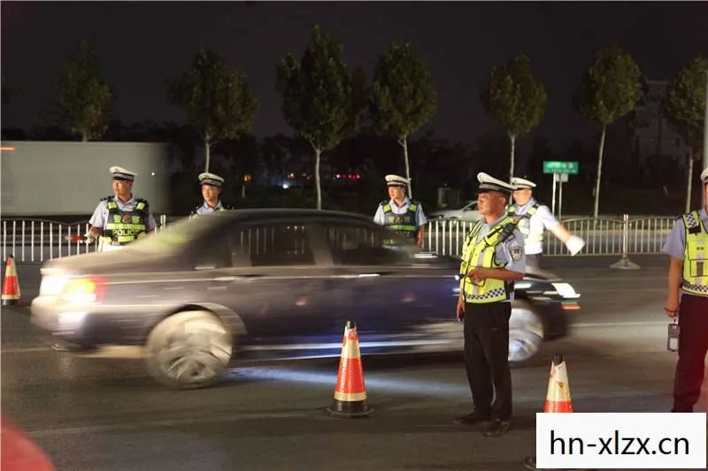 疯狂tank，疯狂Taxi，城市夜归人的移动港湾