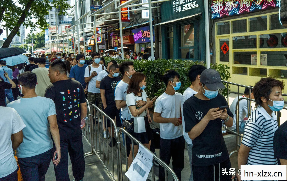 长沙网红店排队7000桌，长沙游客吐槽网红店排队4538桌，网红经济的另一面