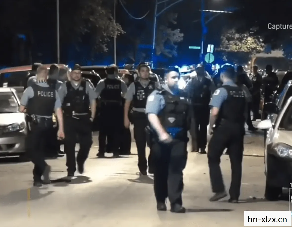 这是警察1攻略所有案件拼图，在城市的喧嚣中，有一群人，他们身着蓝色或黑色的制服，佩戴着闪亮的国徽和警号，默默守护着每一个角落的安宁。他们，就是警察——这个城市中不可或缺的力量