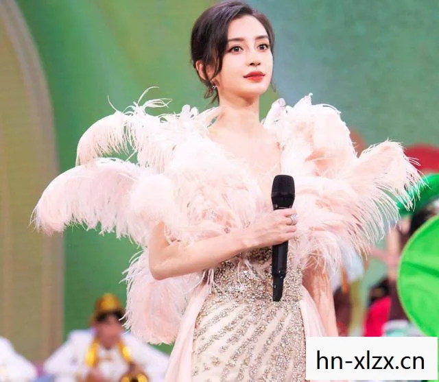 杨冰怡，杨冰，从平凡到卓越的演艺之路